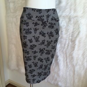 ABN size medium floral pencil skirt